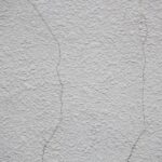 モルタル壁　ひびの直し方