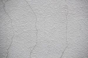 モルタル壁　ひびの直し方